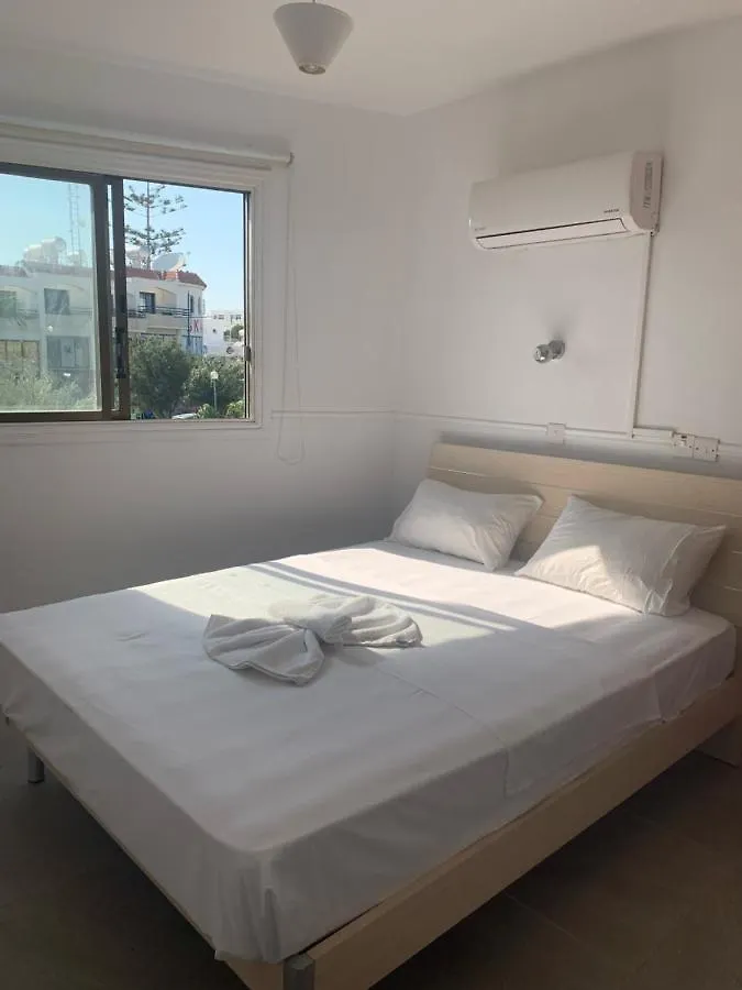 أيا نابا Flora Maria Hotel 3*, أيا نابا قبرص
