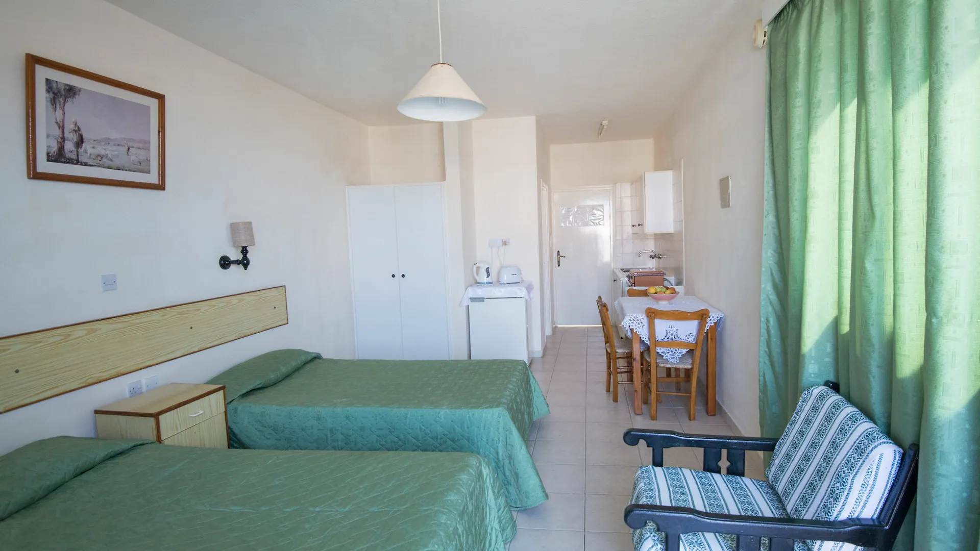أيا نابا Flora Maria Hotel شقة فندقية