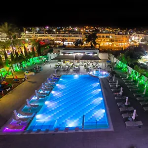 4* Hotell Nicholas Color