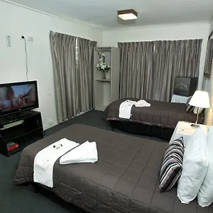 *** Motel Windsor Australia