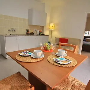 https://p-ioannou-flats.protaras-cy-hotels.com
