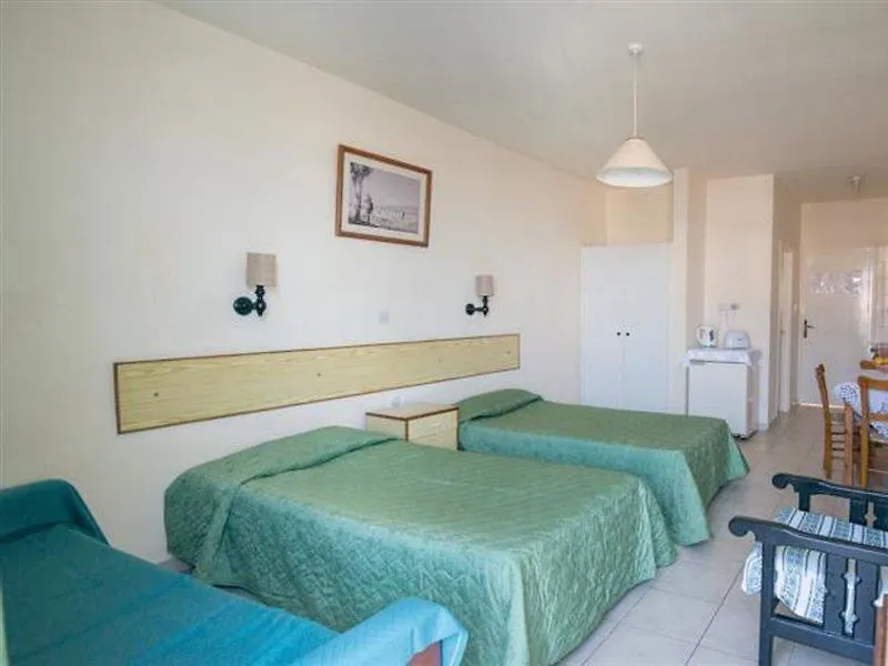 איה נאפה Flora Maria Hotel 3*, איה נאפה
